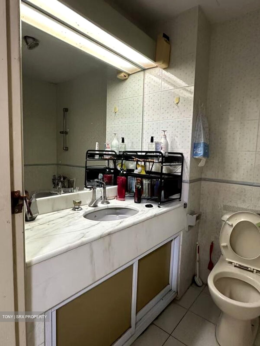 West Bay Condominium (D5), Condominium #523339561